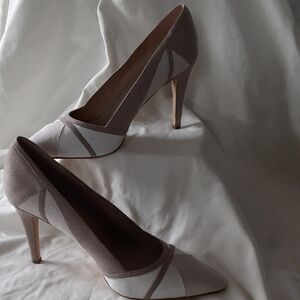 Nine West Cream and Tan Classic Stiletto Heels